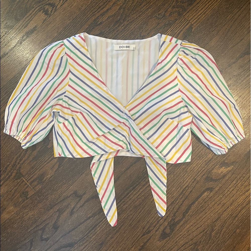 Brand: DO + BE, Size: M, Color: Red, Green, Yellow, Blue, White